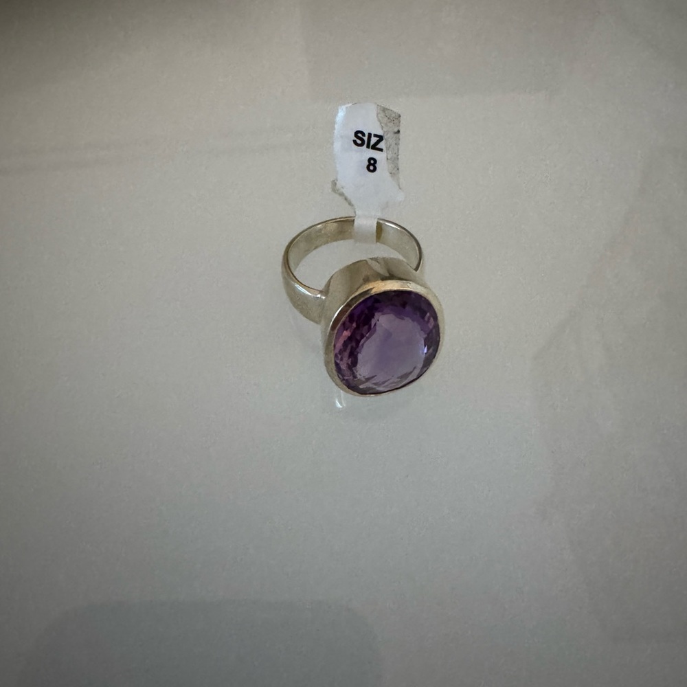 Elegant Silver and Purple Ring